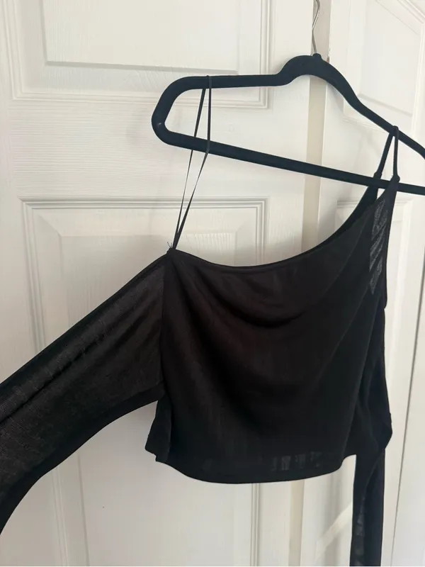 Urban Outfitters Black Long Sleeve One Shoulder Cold Shoulder Top Size Large - Image 4