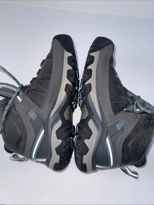 Keen Kids Gray and Black Trail Boots - Image 11