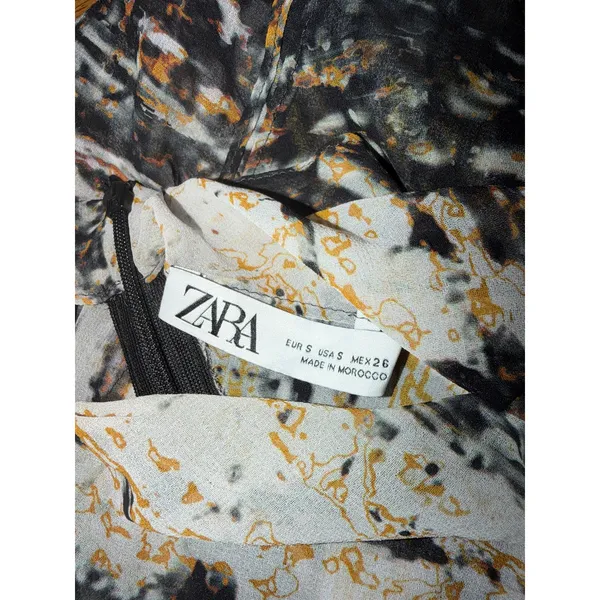 ZARA Sheer Printed HIGH NECK ASYMMETRIC TOP Size S - Image 4