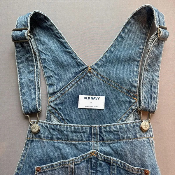 Old Navy Overall Shorts Women's XL Blue Denim Shortalls Cuffed Classic - Image 7