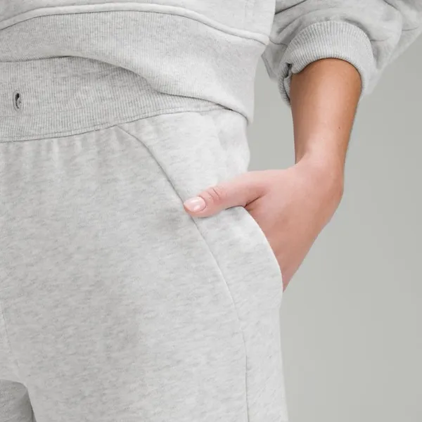 LULULEMON Scuba High-Rise Jogger in Heathered Core Light Gray Size 0 - Image 5