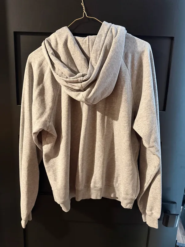 Gap Sweatshirt - Image 4