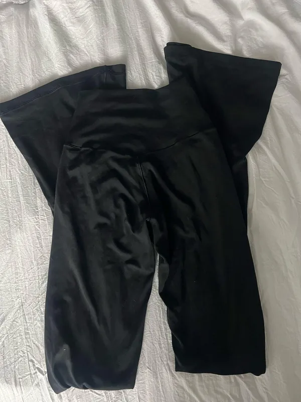 Aerie OFFLINE High-Waisted Flare Leggings - Image 3