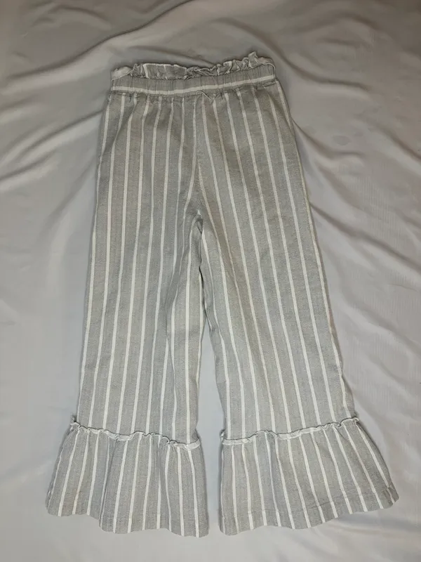 English Factory Gray Striped Ruffle Cropped Bell Bottom Linen Pants - XS - Image 9
