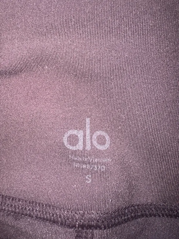 Alo Biker shorts - Image 4