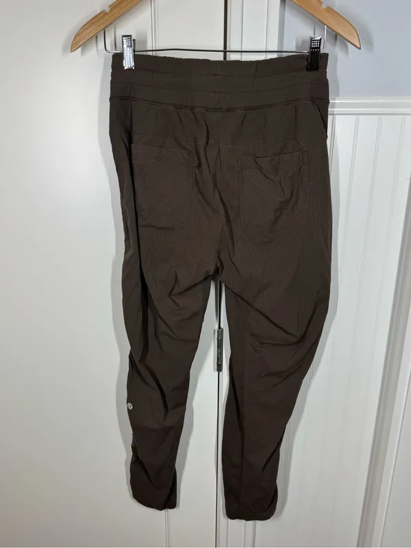 Lululemon Dance Studio Mid-Rise Jogger Full Length in Espresso Brown size 6 - Image 6