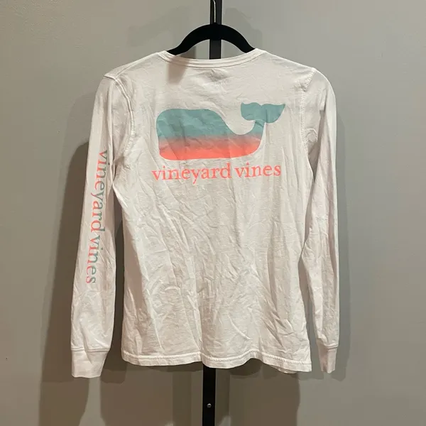 Vineyard Vines White Graphic T-Shirt Long Sleeve Top Size XS - Image 2