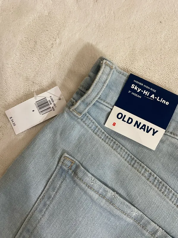 Old Navy Light Blue Denim Women’s High-Rise Shorts Size 6 NWT - Image 7