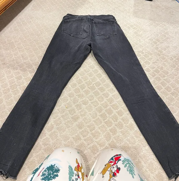 Ripped Jeans - Image 5