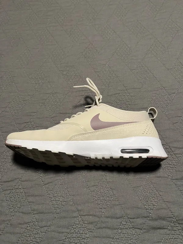 Women’s Nike Air Max Thea - Image 5