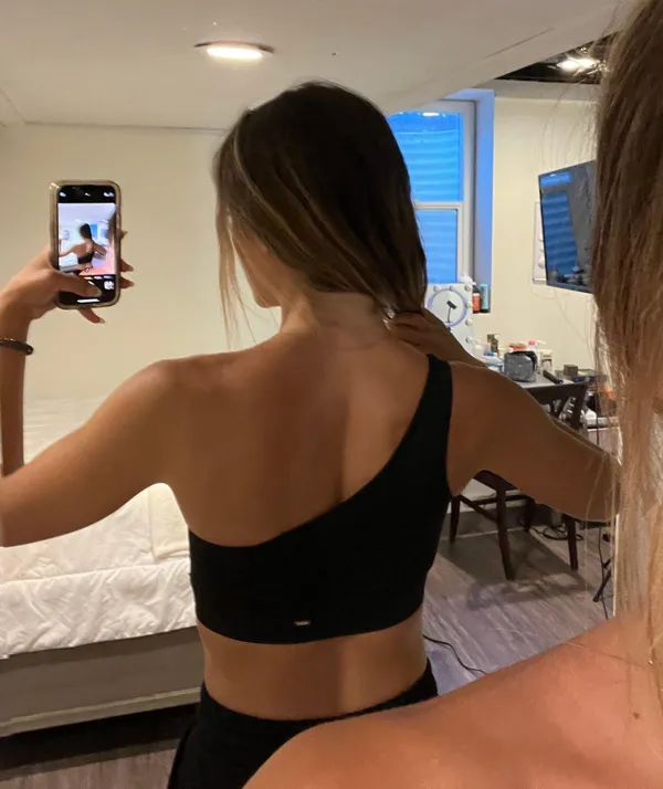 Amazon sports bra - Image 2