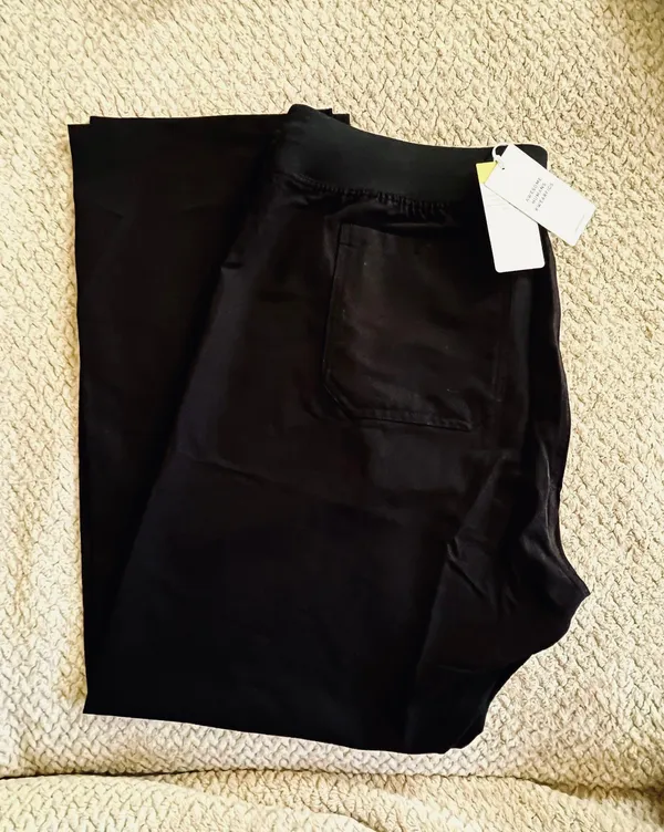 Livingston Basic Scrub Pants - Image 5
