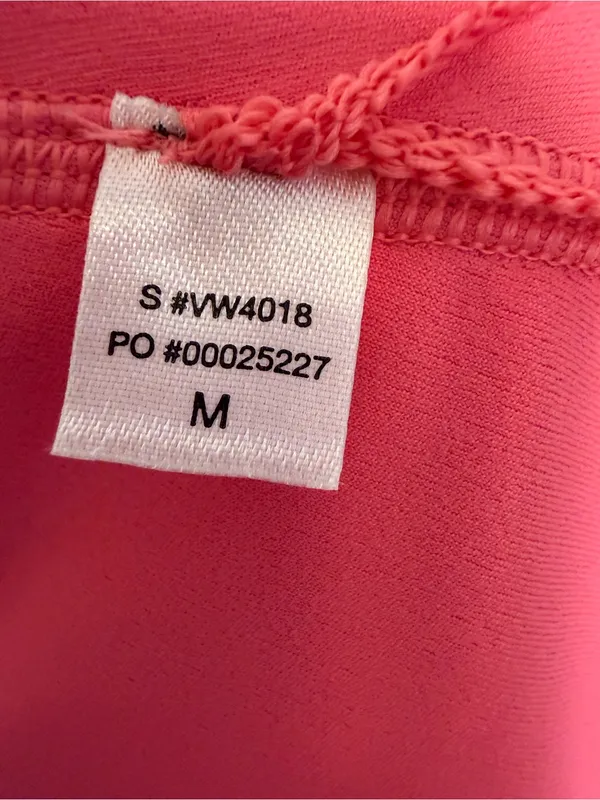 Vuori AllTheFeels Legging Sunset Pink Size Medium - Image 4