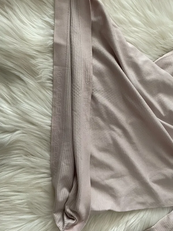 Lululemon Swiftly Tech Long Sleeve 2.0 Feather Pink 12 - Image 10