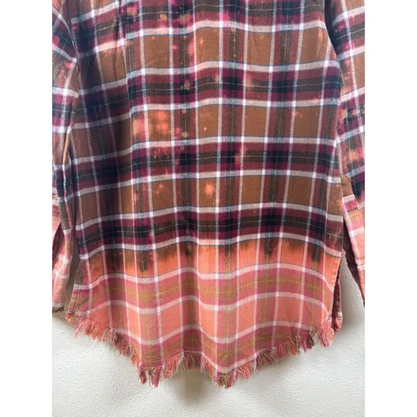 ONE 24 RAGS Distressed Bleached Plaid Flannel Shirt Women's Small Frayed‎ Hem - Image 4