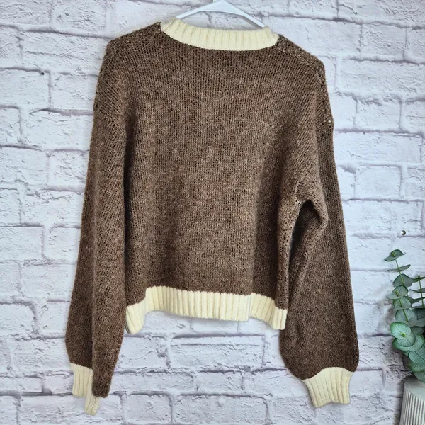 Luna Ivy Teddy Bear Graphic Sweater NWT M Brown Knit Crewneck Cropped Preppy - Image 6