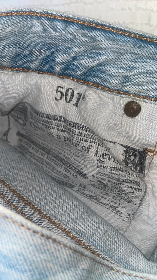 Levi’s 501 Shorts - Image 3