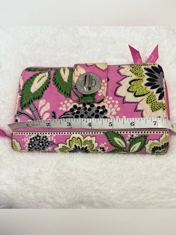Vera Bradley Turnlock Wallet Priscilla Pink Quilted Floral Boho Clutch - Image 9