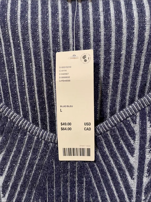 Urban Outfitters Navy and White Ribbed Scoop Neck Sweater - Image 3