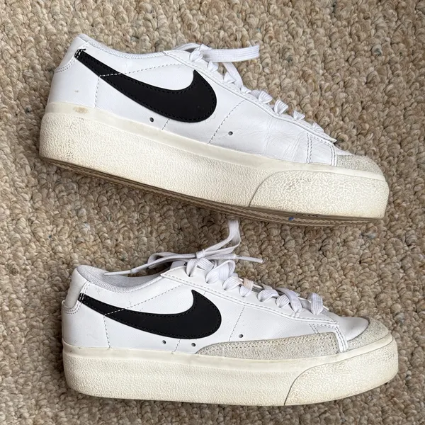 NIKE Blazer Low Platform Sneakers Size 6.5 - Image 3