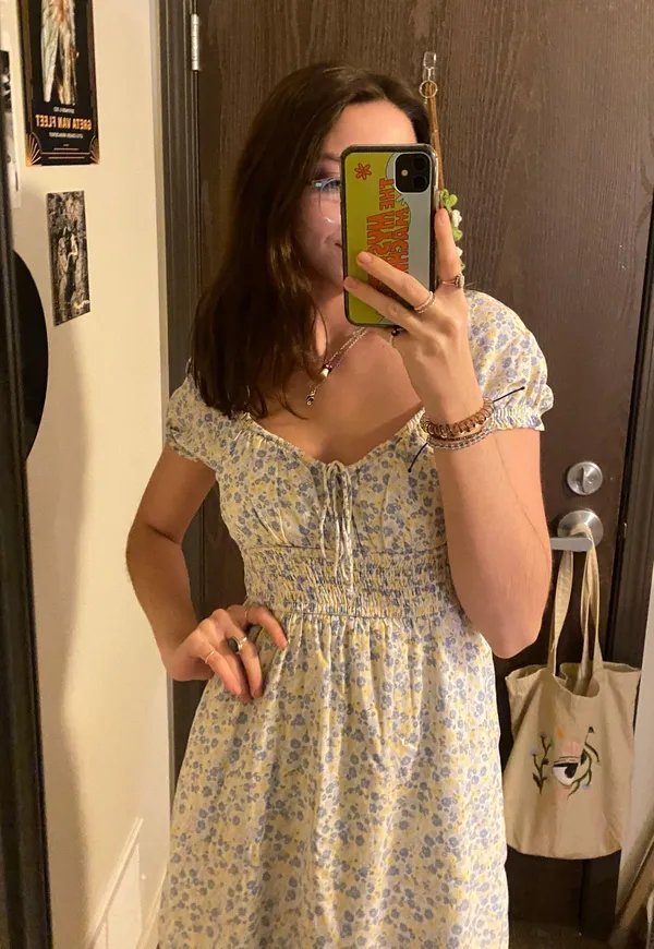 Hollister Blue and Yellow Floral Mini Dress - Image 6
