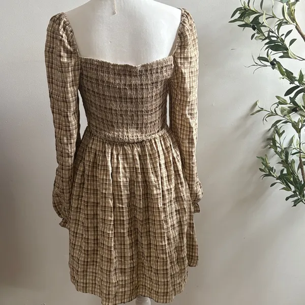 Pink Lily Long Sleeve Dress - Image 5