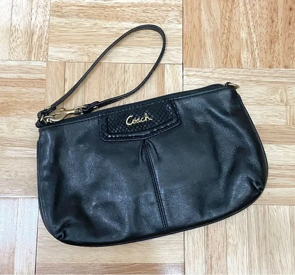 COACH 1941 Black Leather Wristlet Mini Bag - Image 5