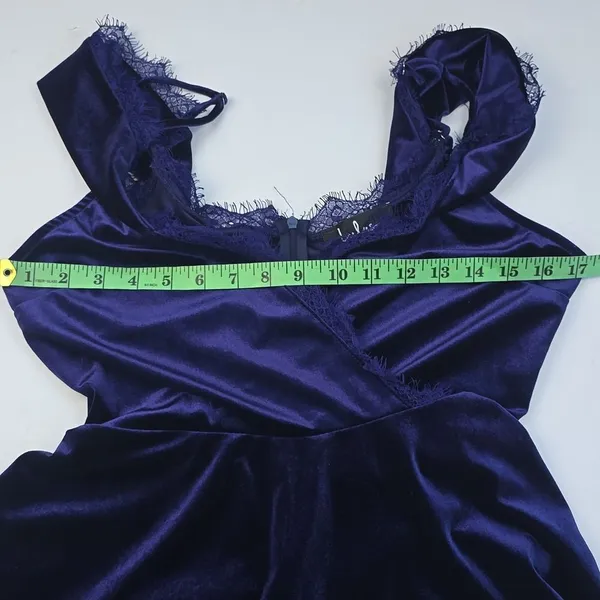Lulus -793 Navy Cold Shoulder Surplice V-Neck Lace Velvet Mini Dress‎ Size M - Image 7