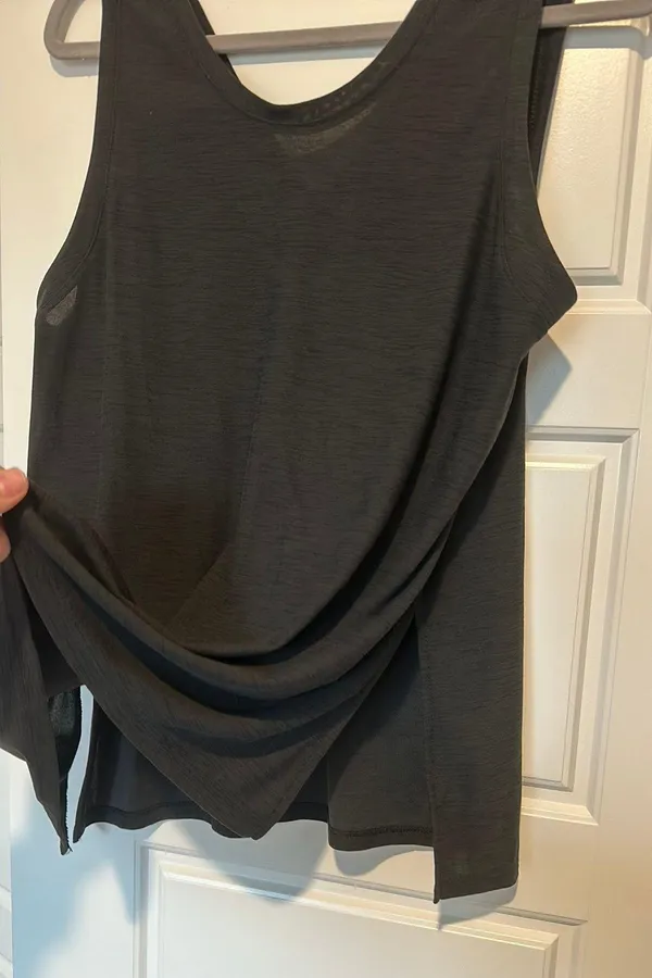 Activewear Tank Top - Image 2