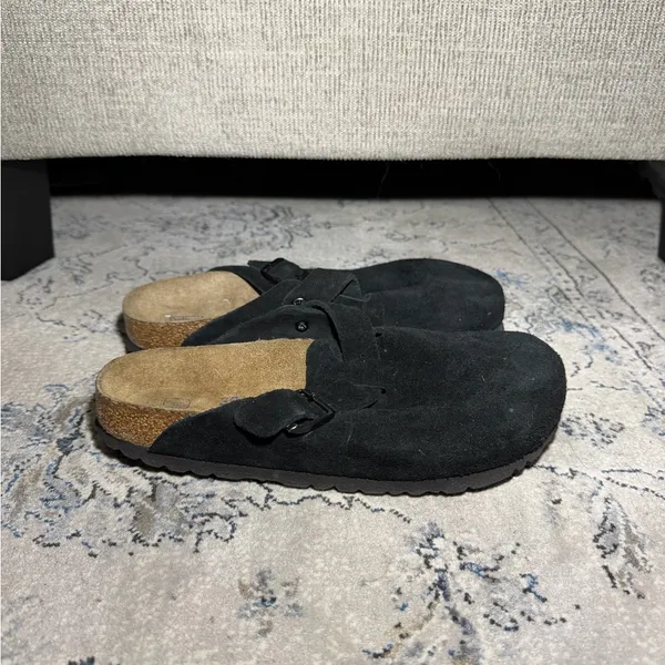 Birkenstock Boston Soft Suede Clogs in Black - Image 4