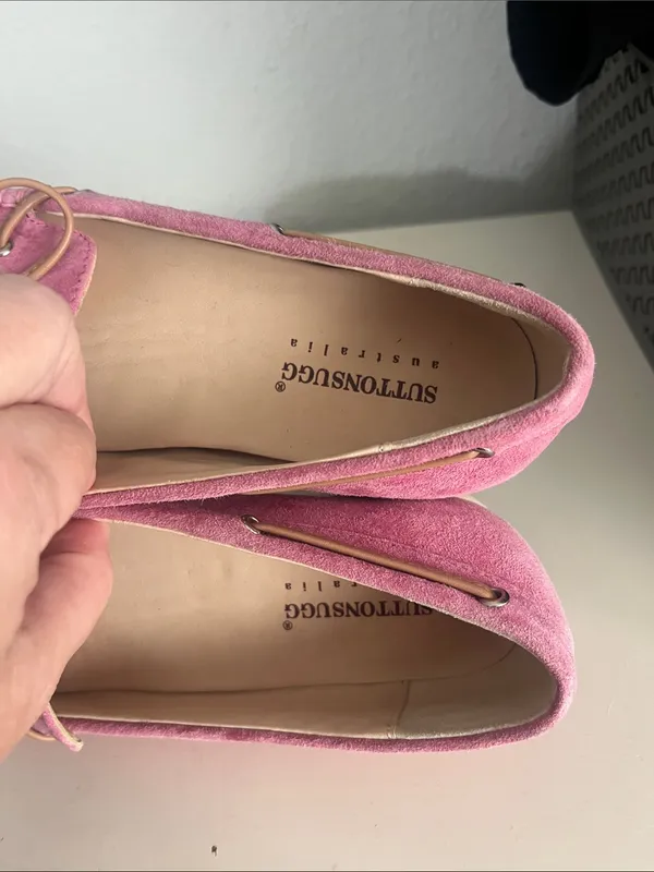 Suttons Ugg Women’s Australian Pink Leather Moccasins Flats Size 37 or 6.5 - Image 5