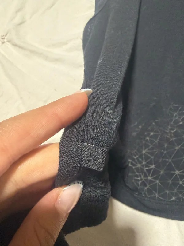 Lululemon tank - Image 3
