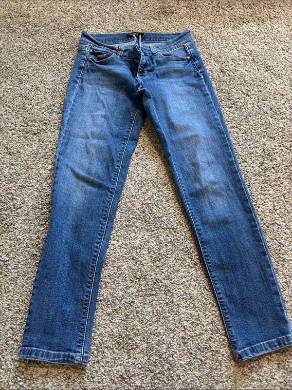 White House Black Market Skimmer Jeans size 4 - Image 2