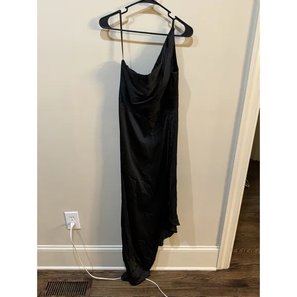 Ieena Mac Duggal 55324 One Shoulder Evening Gown Black Asymmetrical Hem Size 8 - Image 3
