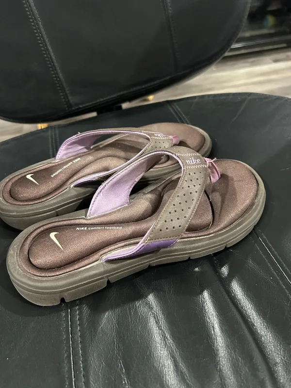 Nike Brown & Lavender Comfort Thong Sandals - Image 3