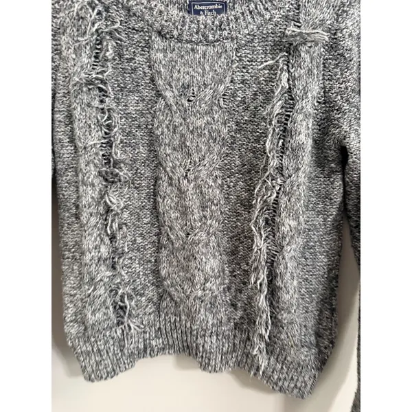 Abercrombie & Fitch Cable Knit Sweater Womens XS Grey Distressed Fringe Marled - Image 2
