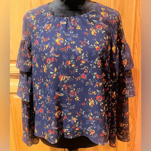 Madewell Ruffle-Sleeve‎ Top Blouse in Climbing Vine Navy Blue Floral Size Medium - Image 5