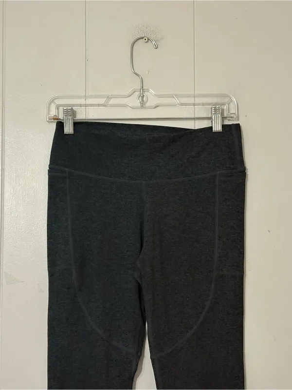 Vuori Performance Leggings Heather Charcoal Yoga Workout Pants - Image 2