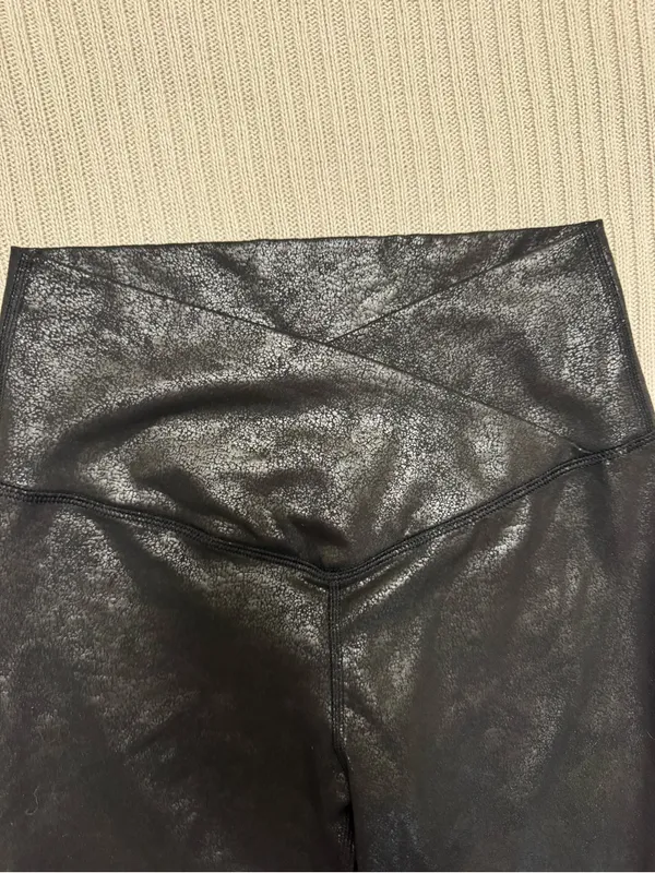 aerie High-Waist Leggings - Image 2