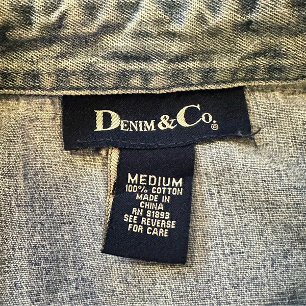Denim & Co. Button-Up Denim Shirt Medium Cotton Blend Classic Western Retro - Image 2