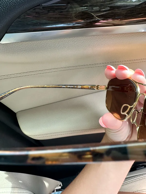 Women’s Oakley Sunglasses - Image 4