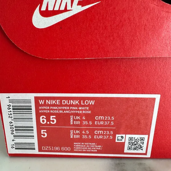 Nike Dunk Low Hyper Pink Sneakers - Image 6