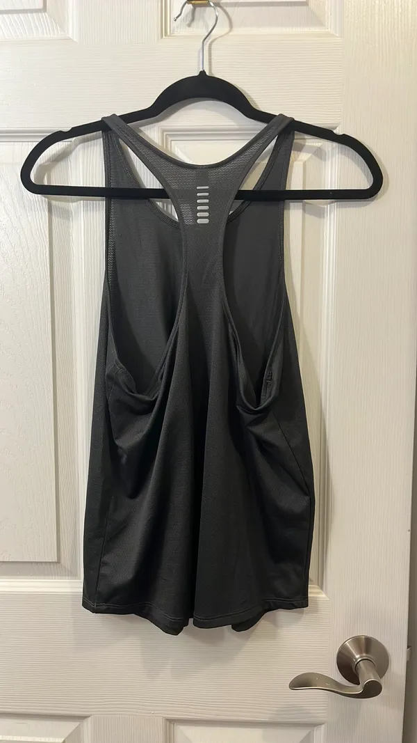 Under Armour Tank Top Racerback Women’s - Image 3