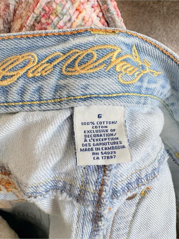 Vintage Old Navy Low Rise Light Blue Distressed Women’s Jeans 6 - Image 5