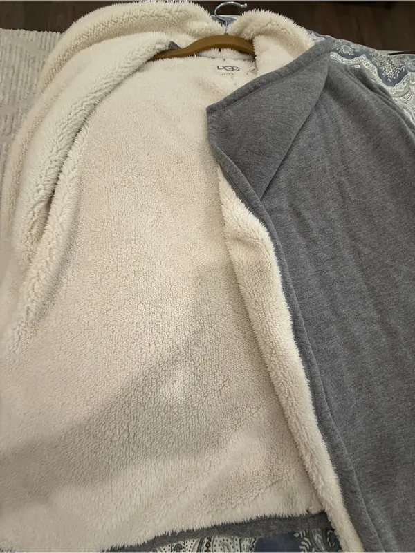 Ugg Faux Shearling Shawl Cardigan Size Small - Image 12