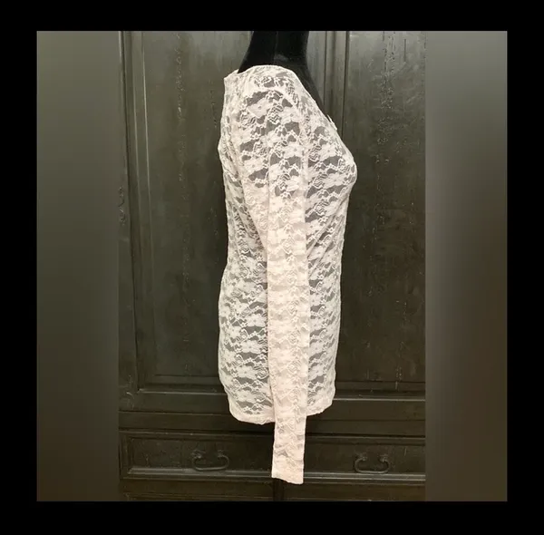 Derek Heart lace soft pink longsleeves top Large - Image 2