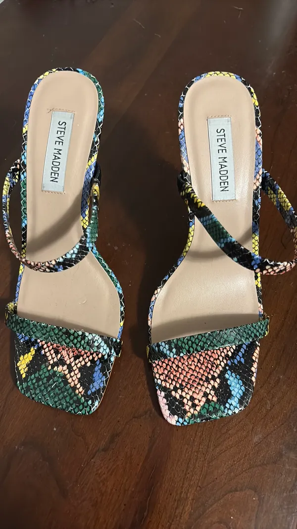 Steve Madden Heels Snakeskin Print - Image 3