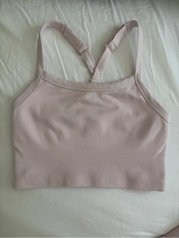 Aritzia Villa Pink Set - Image 2