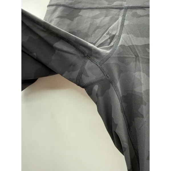 Lululemon Wunder Under Crop 23‎ Sz 12 Camo Full-On Luxtreme High Rise Leggings - Image 4