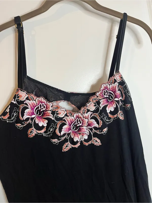 Soma Lined Fairy Delicate Floral Embroidery Adjustable Soft Camisole Top Size XL - Image 9
